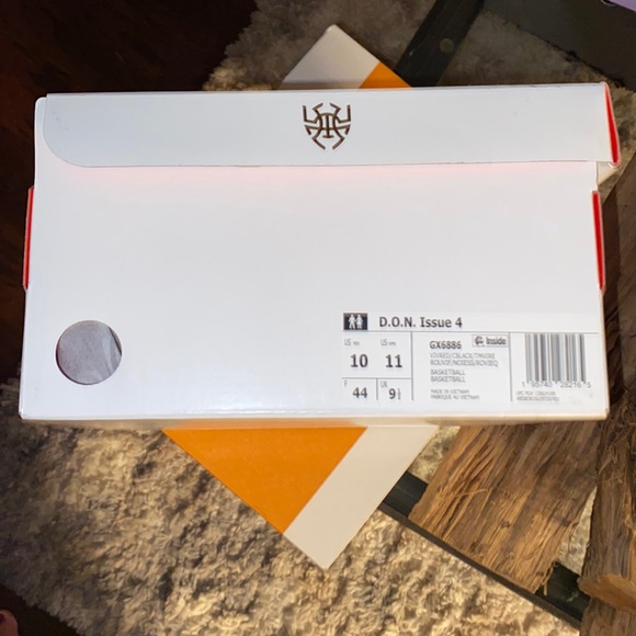 adidas | D.O.N. Issue 4 | Men - Size: 10 or Women - Size: 11 - Picture 10 of 16